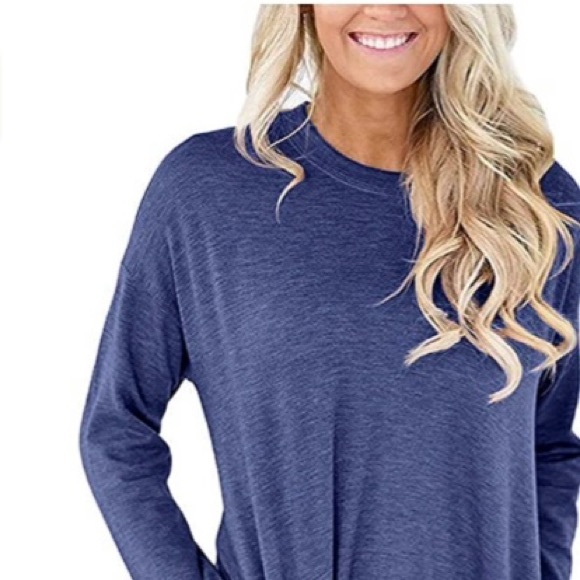 NWOT Loose Fit Tunic T Shirt with Pockets - Picture 2 of 8